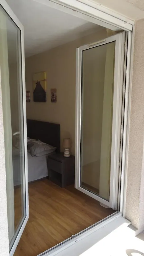 Appart T2 Standing Tout Confort Avec Balcon - Parking En Option Lyon France