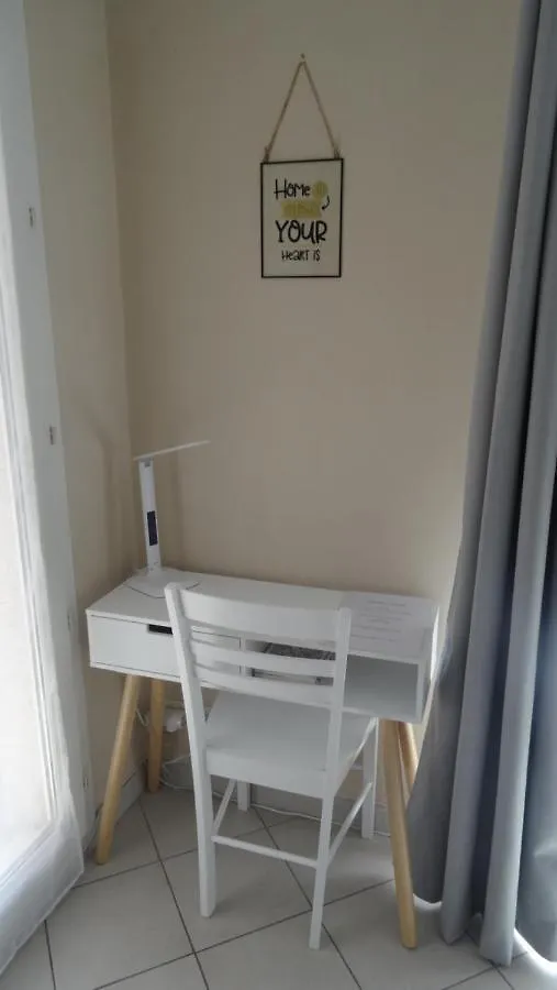 Apartment Appart T2 Standing Tout Confort Avec Balcon - Parking En Option Lyon